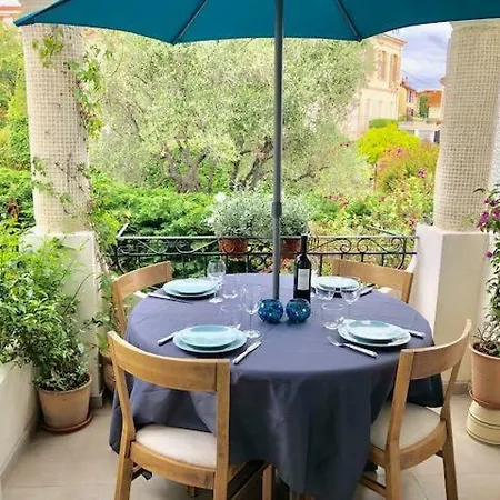 Guestify Charming Frenchstyle Br Flat For With Terrace Min Palais