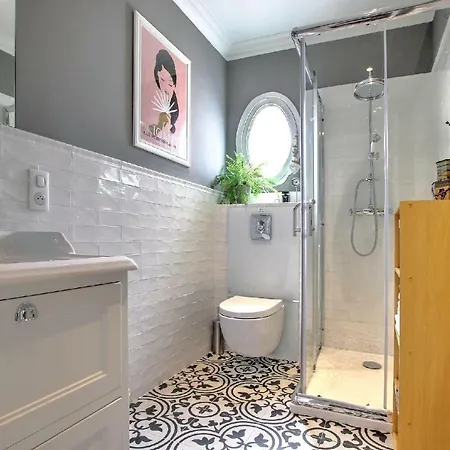 Guestify Charming Frenchstyle Br Flat For With Terrace Min Palais Lejlighed *