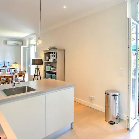 Guestify Charming Frenchstyle Br Flat For With Terrace Min Palais Cannes