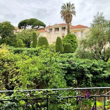 Guestify Charming Frenchstyle Br Flat For With Terrace Min Palais Lejlighed Cannes